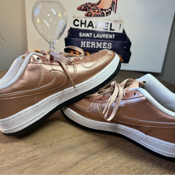 Nike Air Force ones Pink/Champaign size 5.5 women - Picture 2 of 4